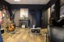 Thumbs/tn_The Damned and Dirty in Ro's Barbershop 001.jpg